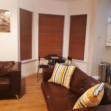 Yarmouth Apartments, Street Permit Parking, Close To Everything, Beach, Pier, Free Wifi Great Yarmouth Room photo