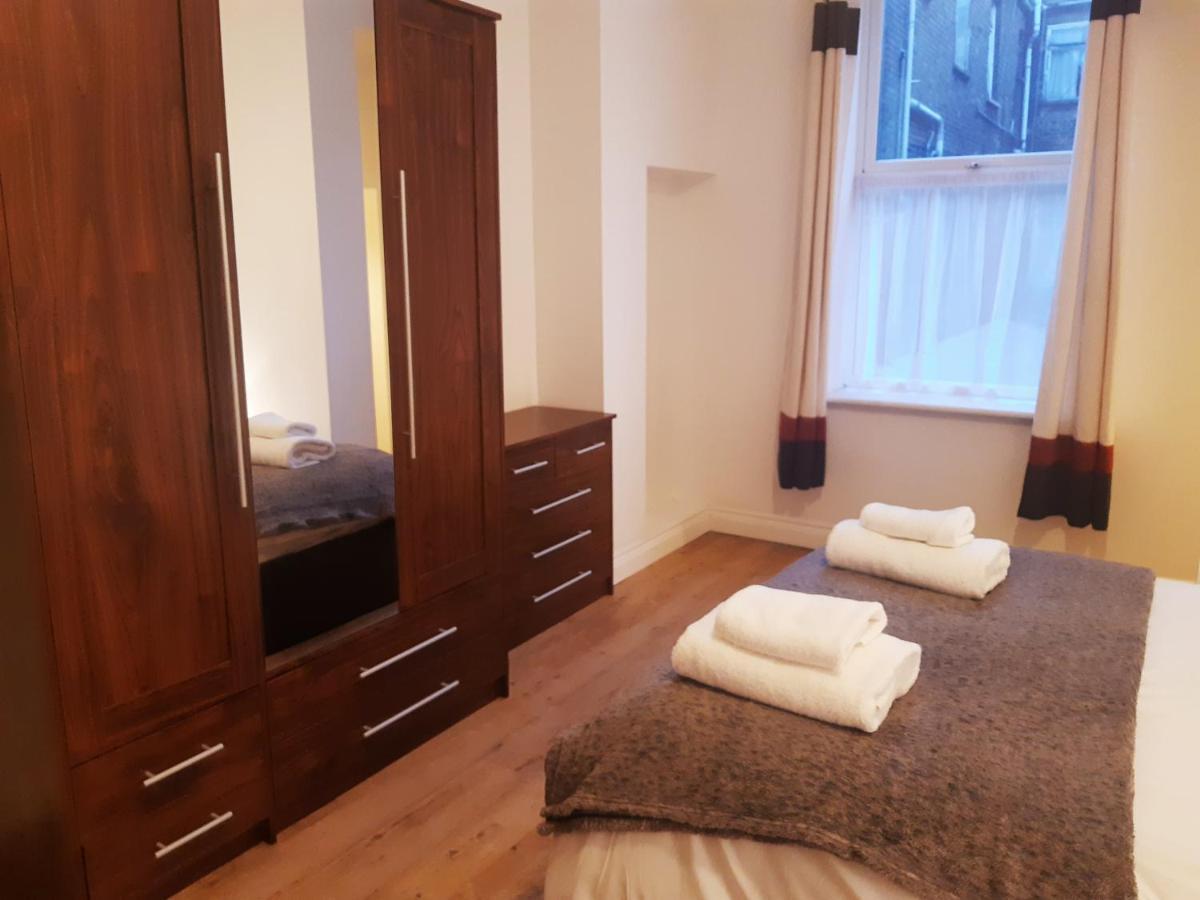 Apartment Yarmouth Apartments, Street Permit Parking, Close To Everything, Beach, Pier, Free Wifi *