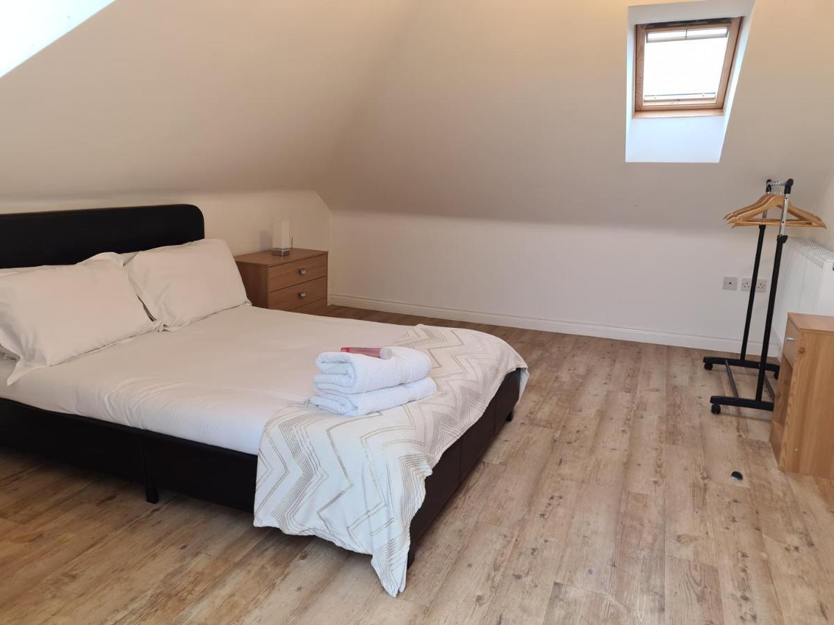 Yarmouth Apartments, Street Permit Parking, Close To Everything, Beach, Pier, Free Wifi
