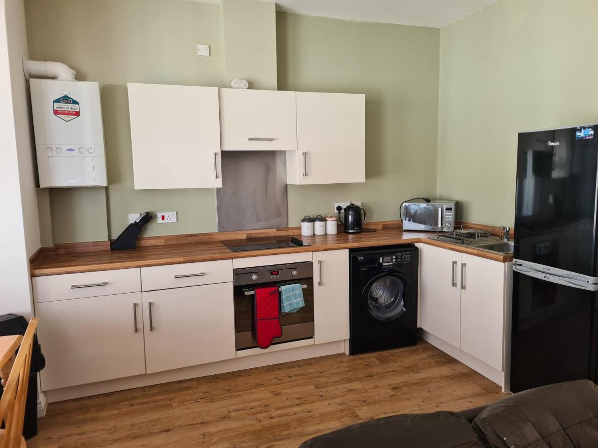 Yarmouth Apartments, Street Permit Parking, Close To Everything, Beach, Pier, Free Wifi Apartment Great Yarmouth